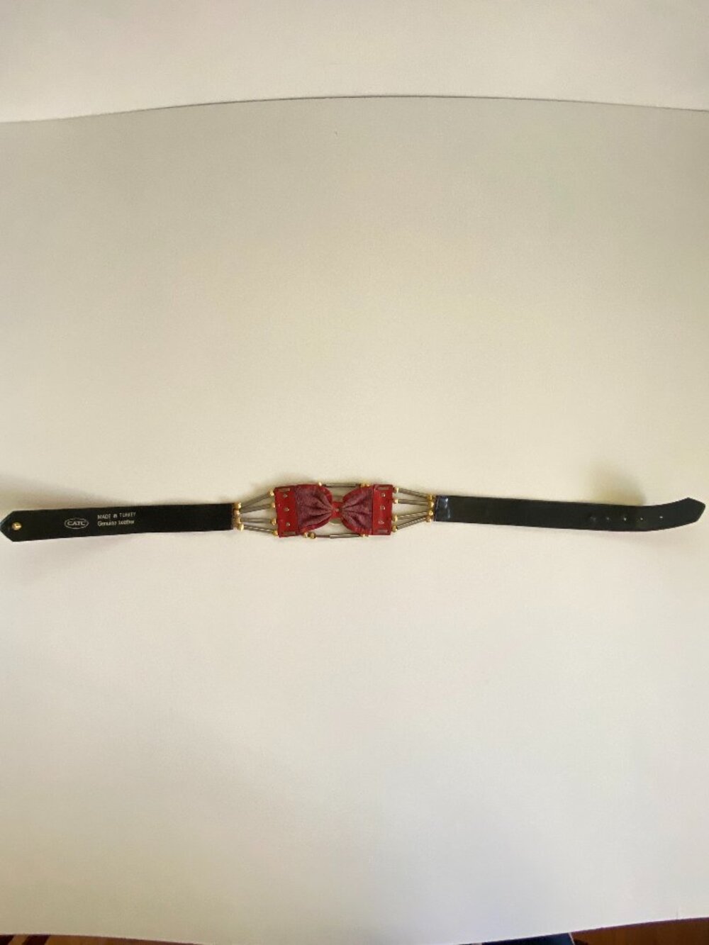 CATC VTG Leather Rustic Statement Belt Turkey OOAK Red Black Mixed Metal 31.5-35 - Picture 2 of 16